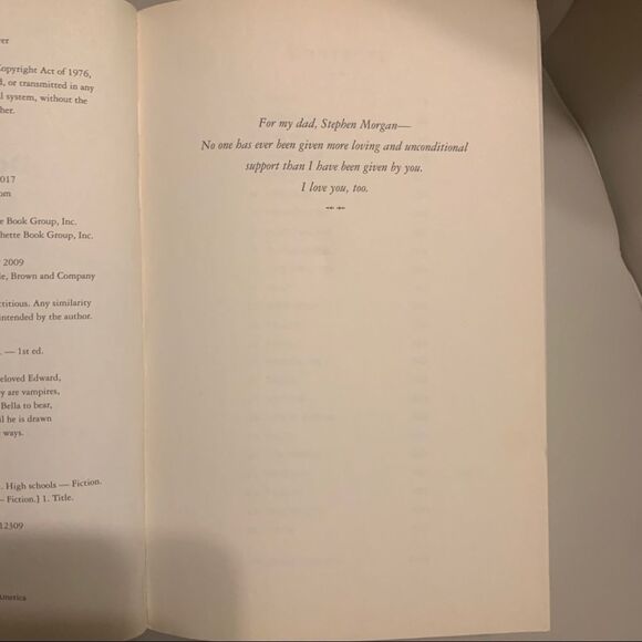 Stephenie Meyer New Moon (The Twilight Saga) - Picture 5 of 7